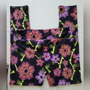 LuLaRoe leggings Halloween Black green skeleton bones